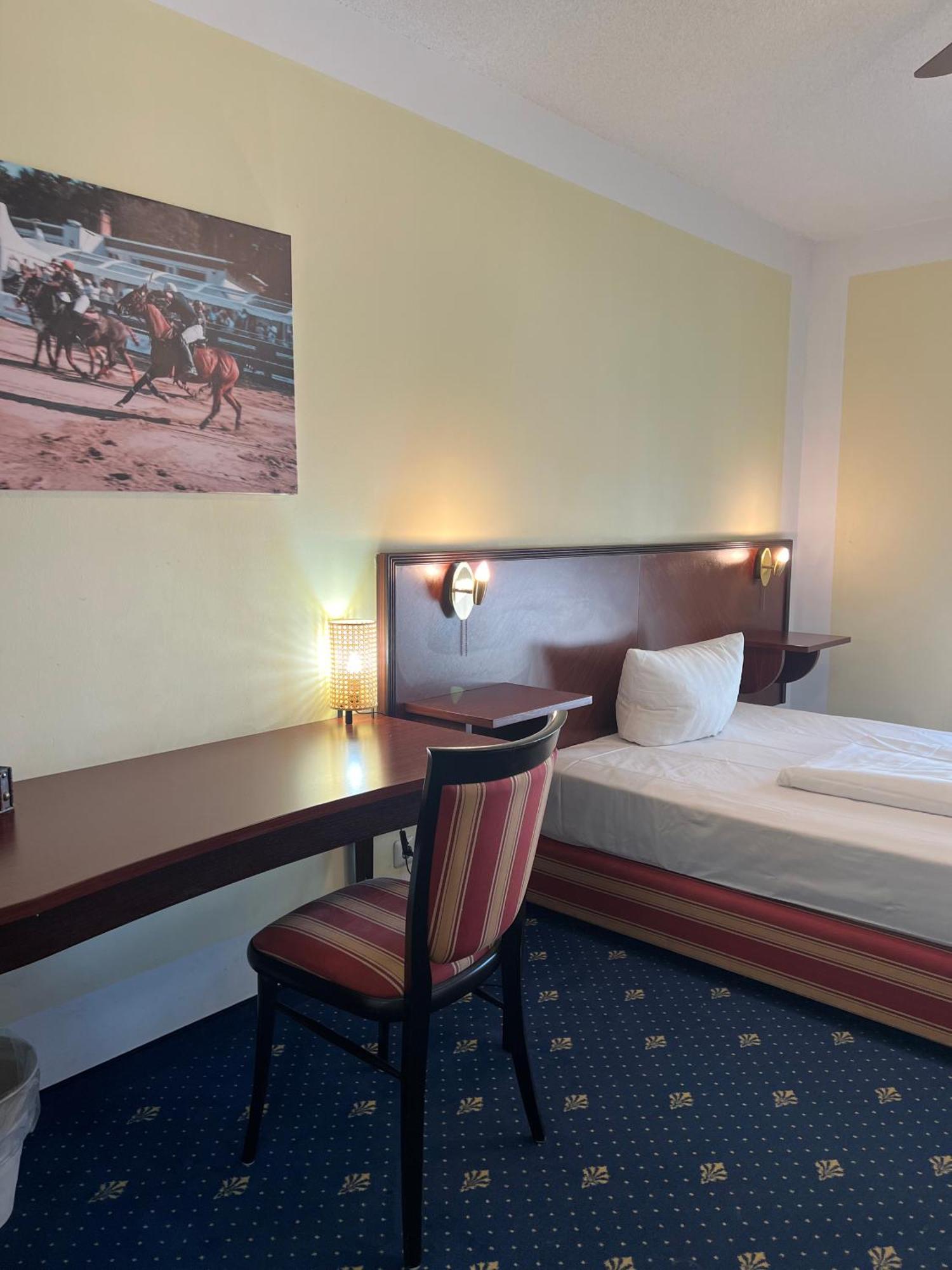 Runas Air Muc Park Sleep & Fly Hallbergmoos Luaran gambar